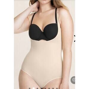Brand New Shapermint Essentials Women's S Open Bust Bodysuit Shaper Panties